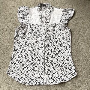 Express womens speckled v-neck full button up short sleeve blouse Size XS